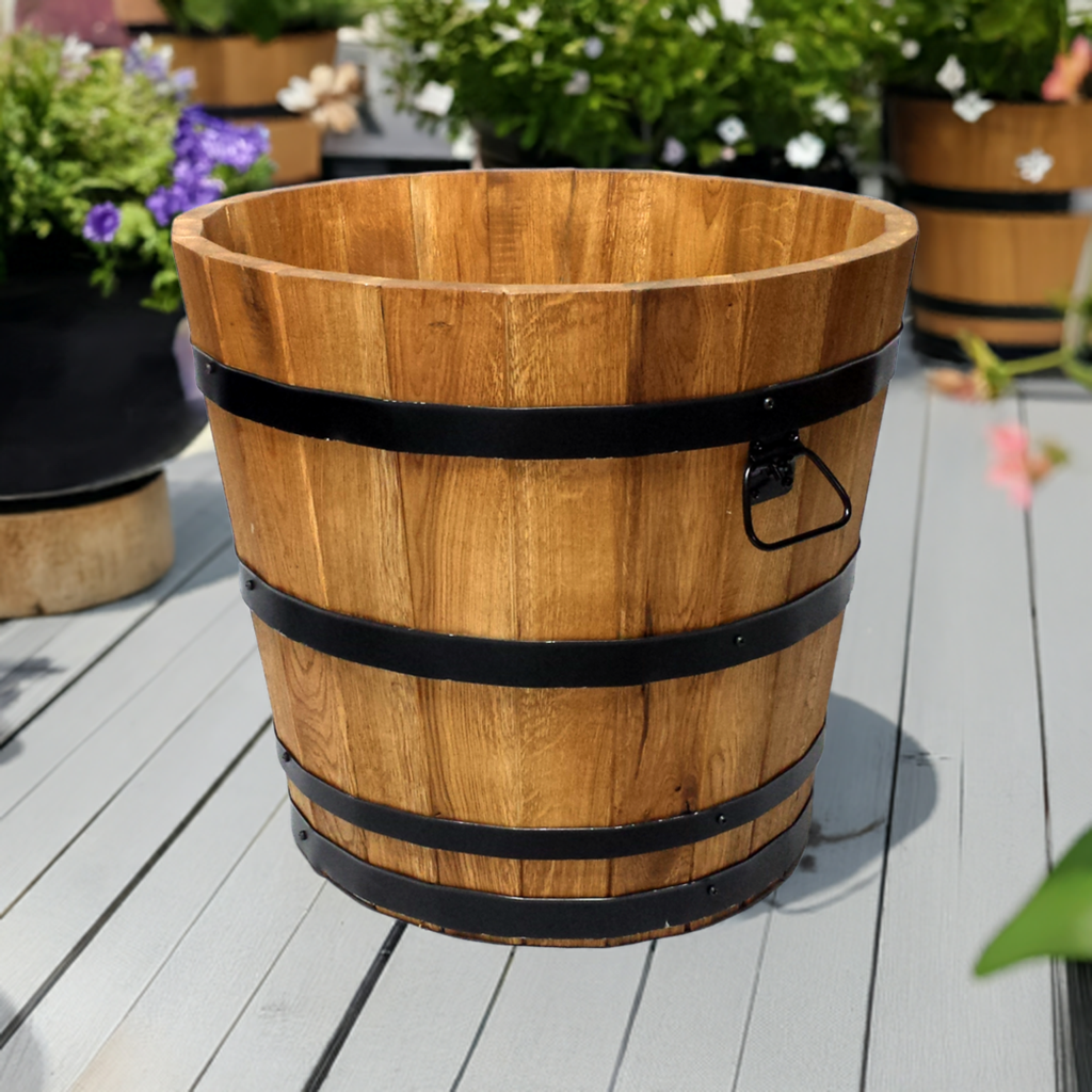 LARGE OAK POT FOR PLANTS